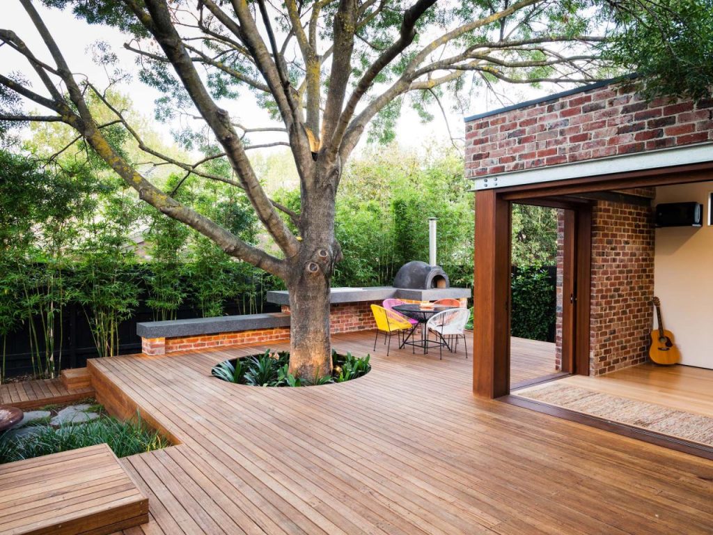A feature wall should be designed behind your deck